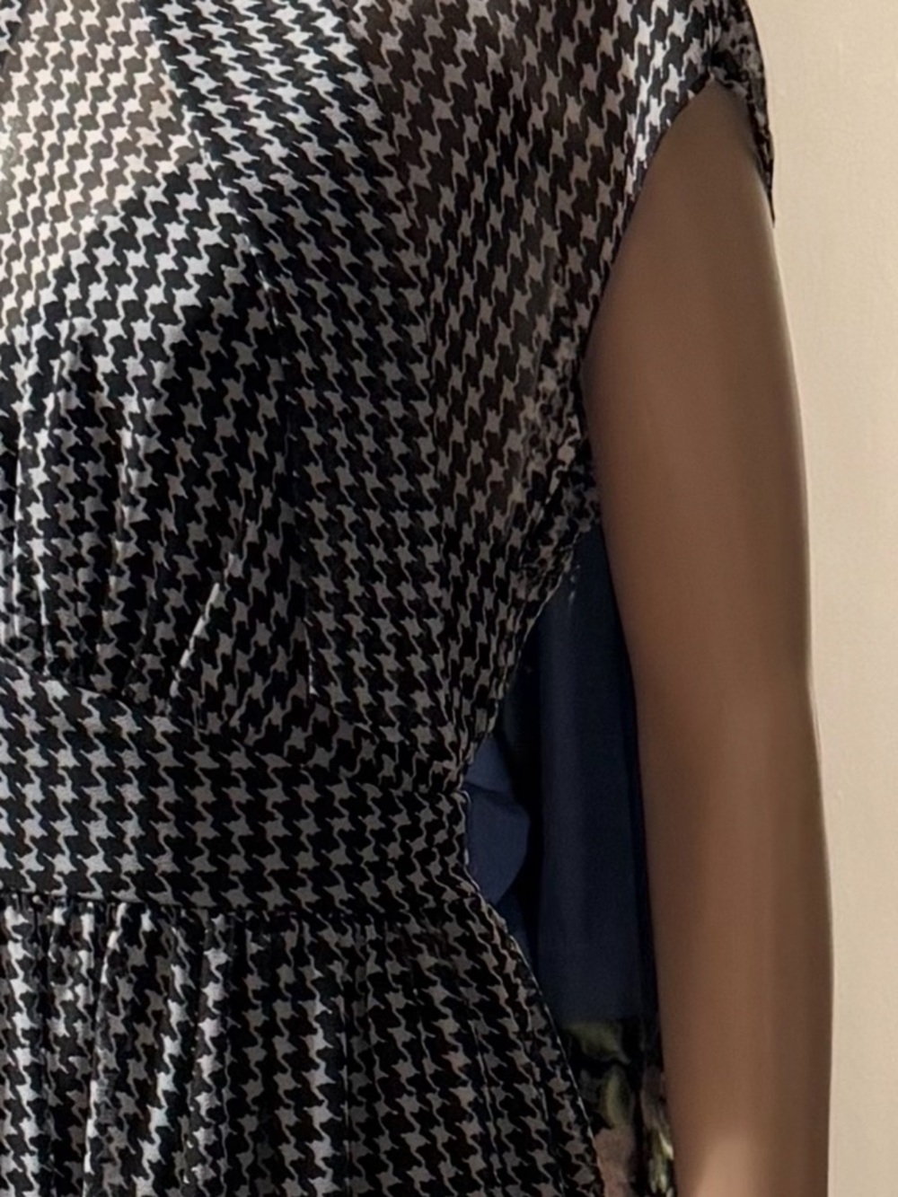 Black & White Houndstooth Maxi Dress with Tie Neck - Picture 5 of 11